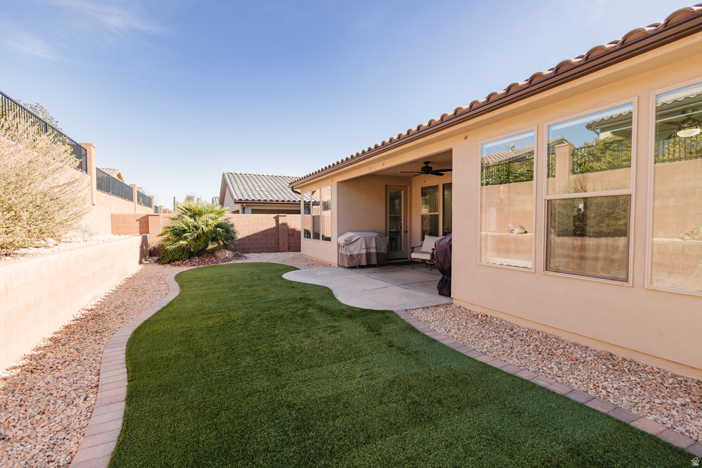 186 W PERIDOT DR Washington, UT 84780