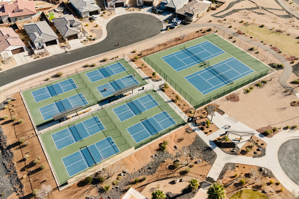 186 W PERIDOT DR Washington, UT 84780