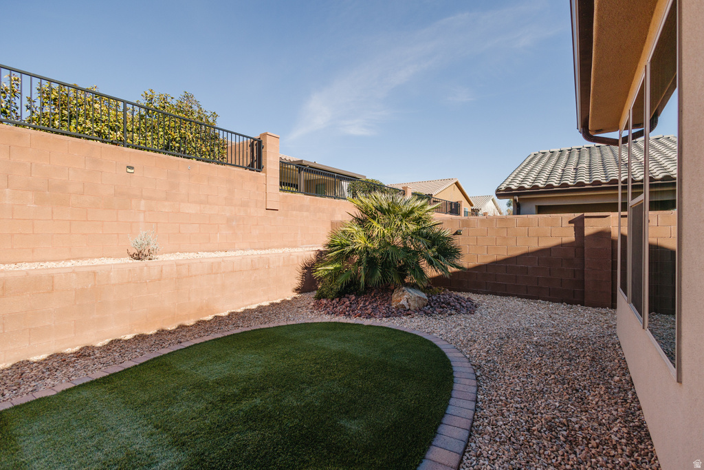 186 W PERIDOT DR Washington, UT 84780