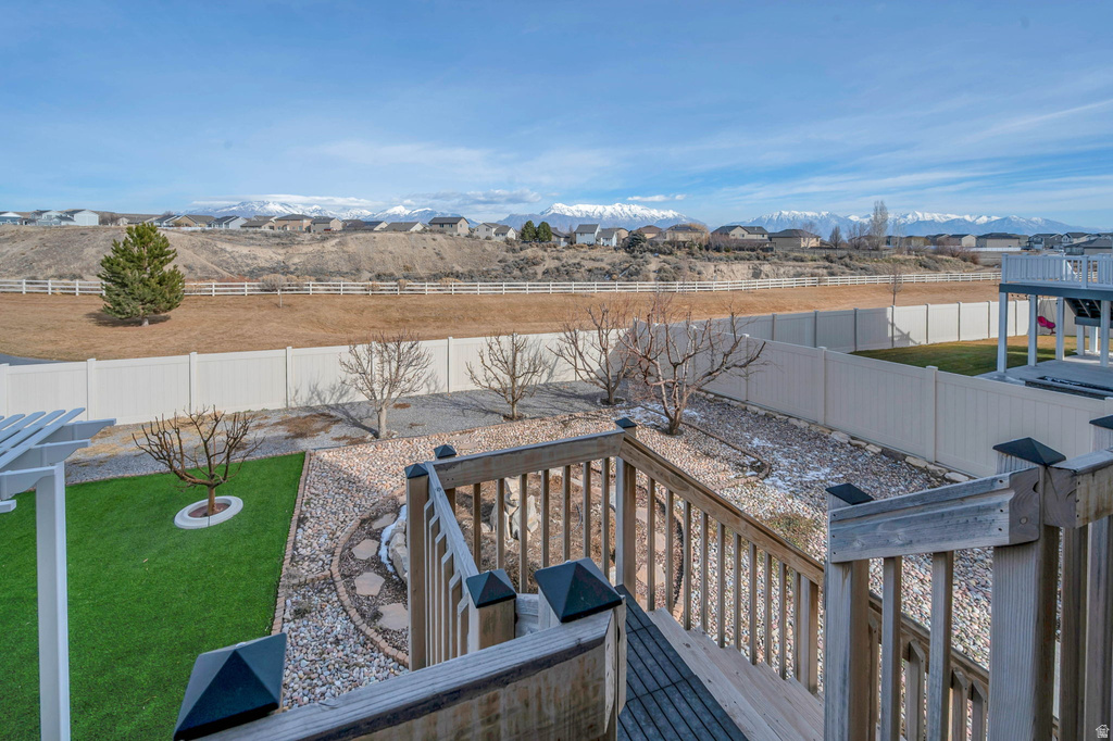 7592 N EVANS RANCH DR #B2-12 Eagle Mountain, UT 84005
