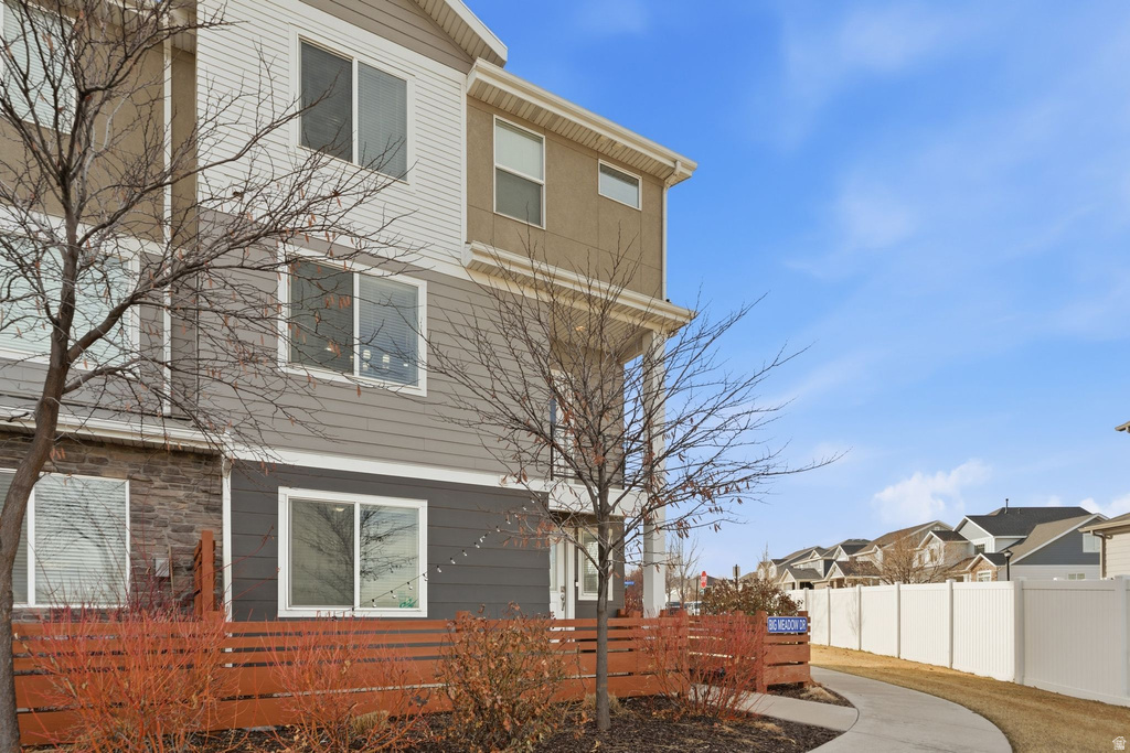 10847 S BIG MEADOW DR South Jordan, UT 84009