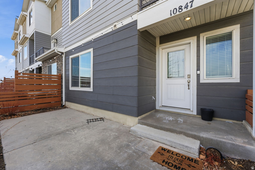 10847 S BIG MEADOW DR South Jordan, UT 84009