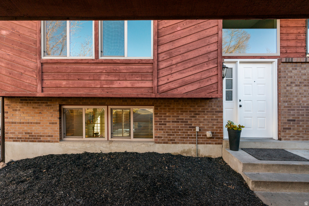 532 E 3955 S Millcreek, UT 84107