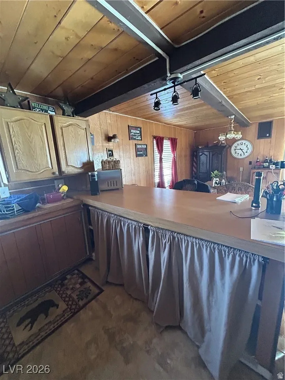 1330 W STRAWBERRY POINT RD Duck Creek Village, UT 84762