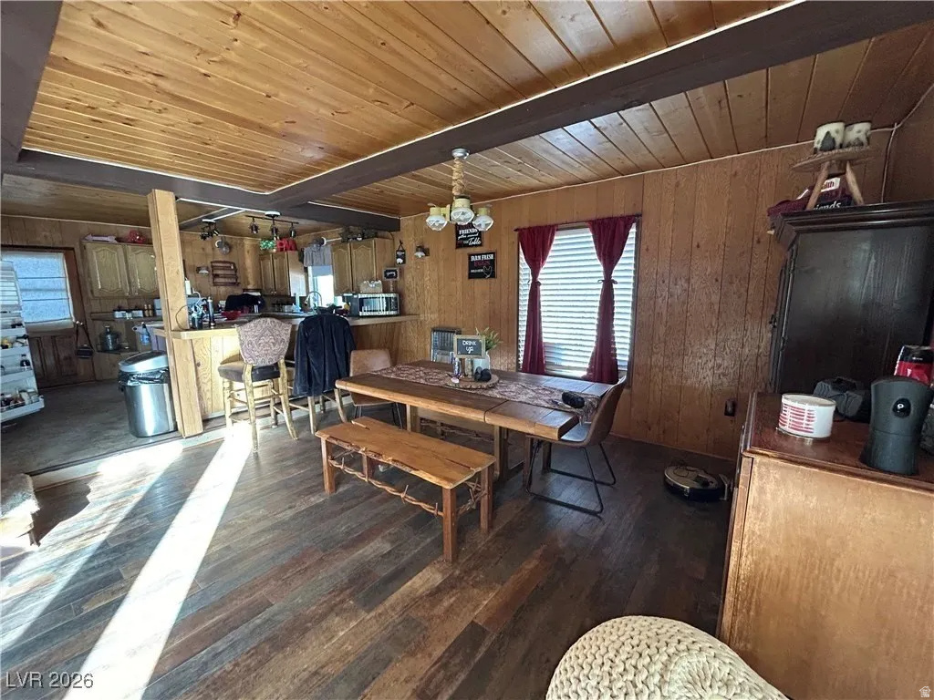 1330 W STRAWBERRY POINT RD Duck Creek Village, UT 84762