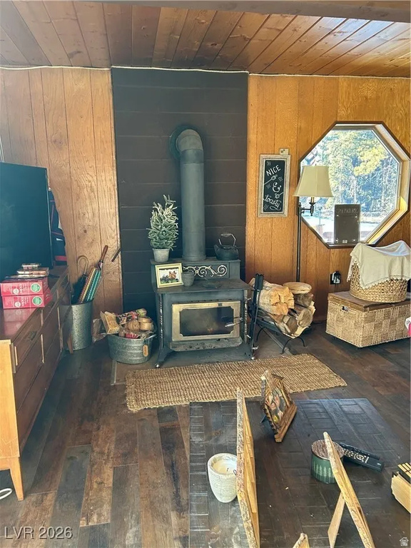 1330 W STRAWBERRY POINT RD Duck Creek Village, UT 84762