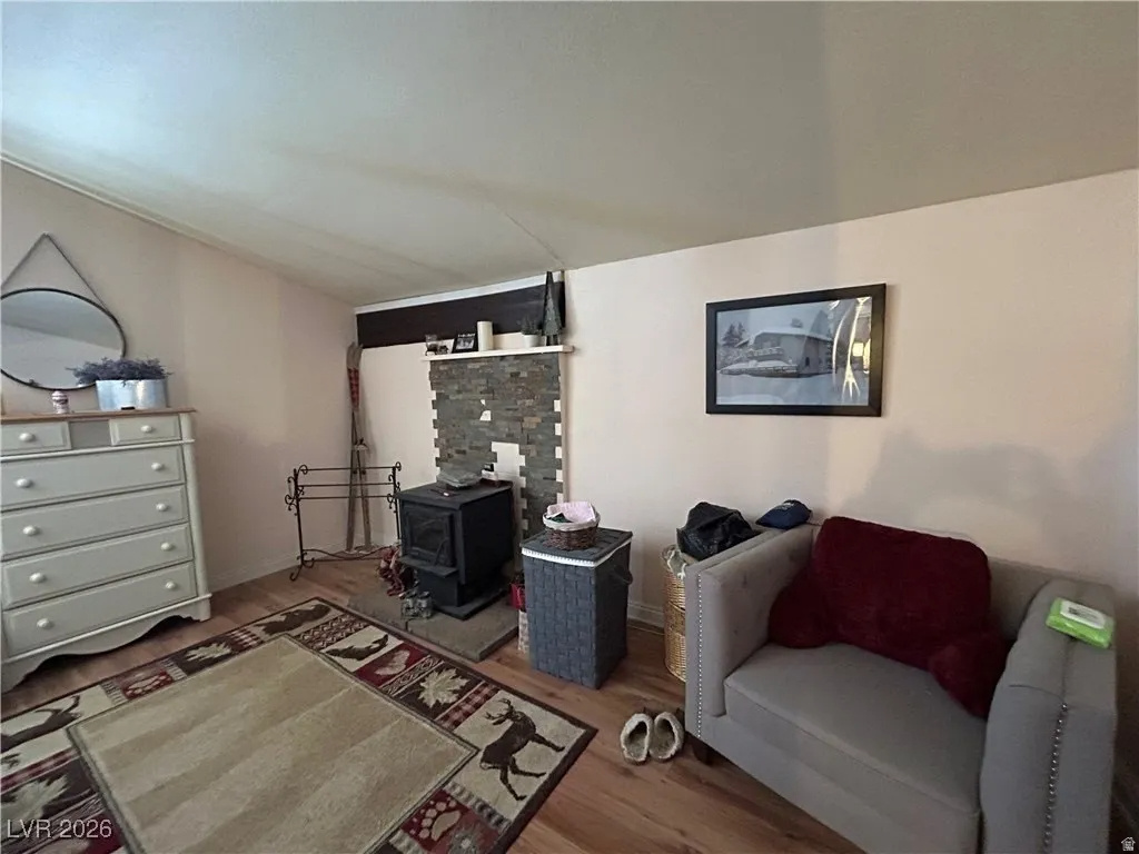 1330 W STRAWBERRY POINT RD Duck Creek Village, UT 84762