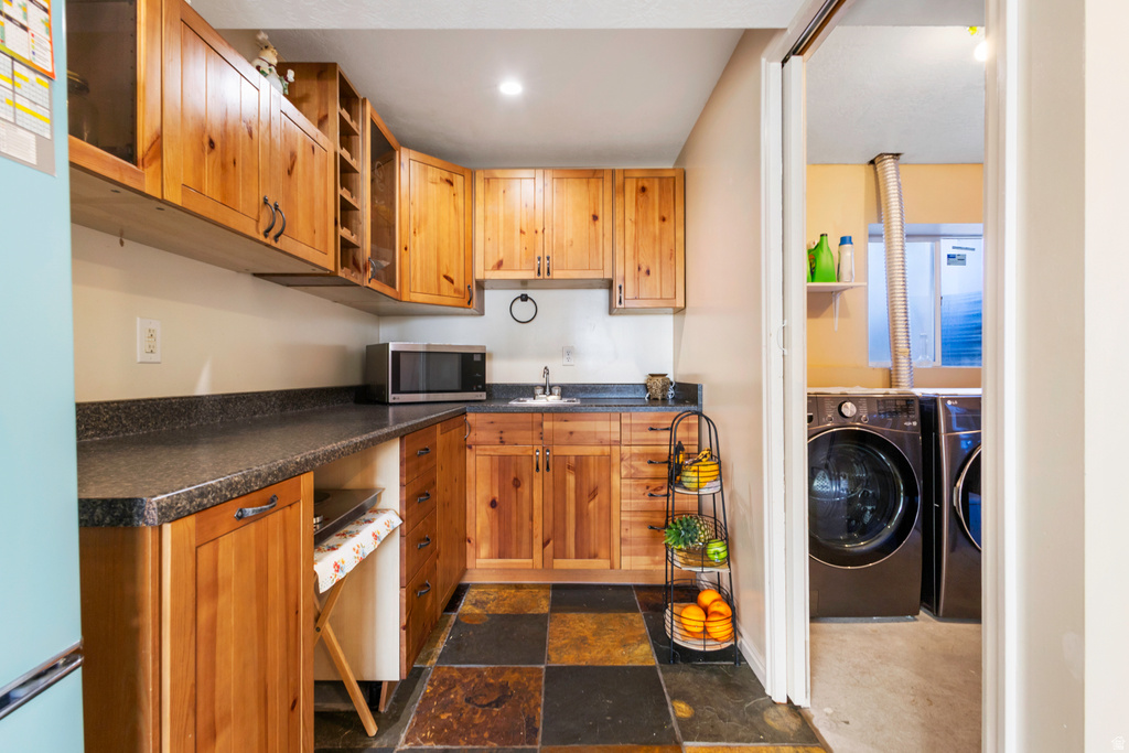 4571 S STONEWOOD DR West Valley City, UT 84119