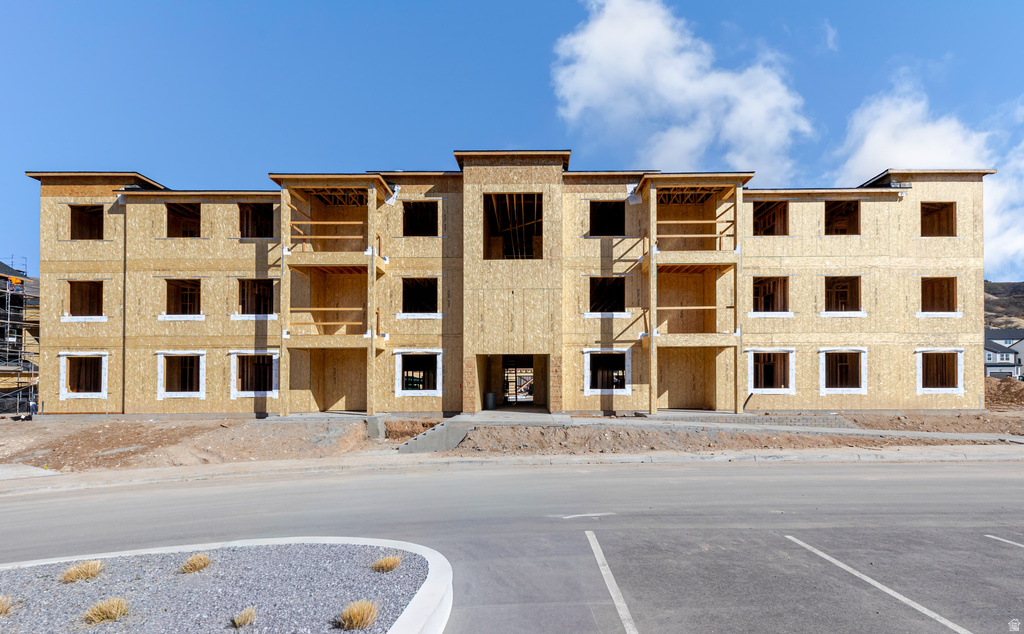 4695 S 690 W #U102 Mapleton, UT 84664