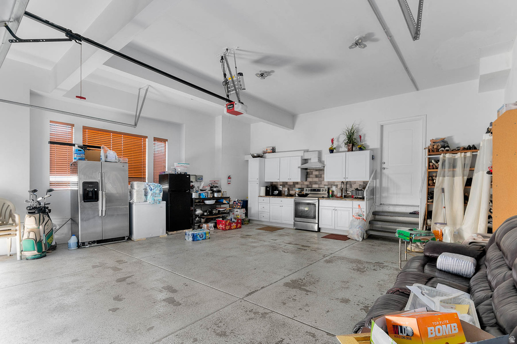 2767 W AMINI WAY South Jordan, UT 84095