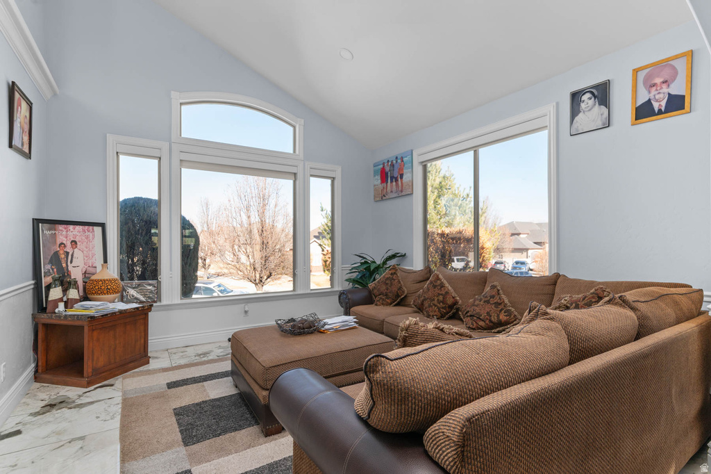 2767 W AMINI WAY South Jordan, UT 84095