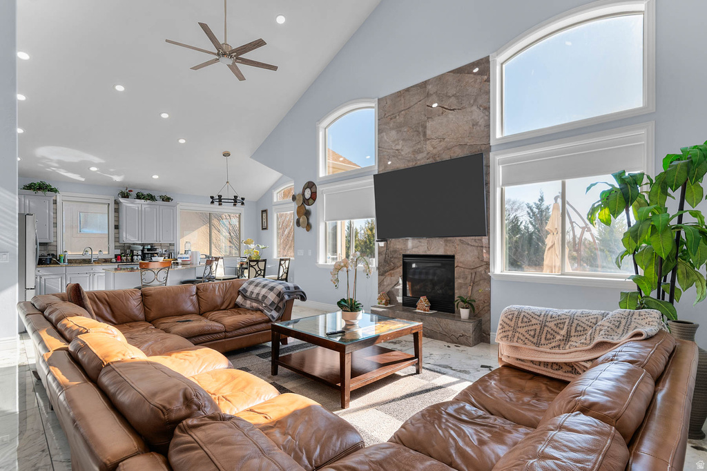 2767 W AMINI WAY South Jordan, UT 84095