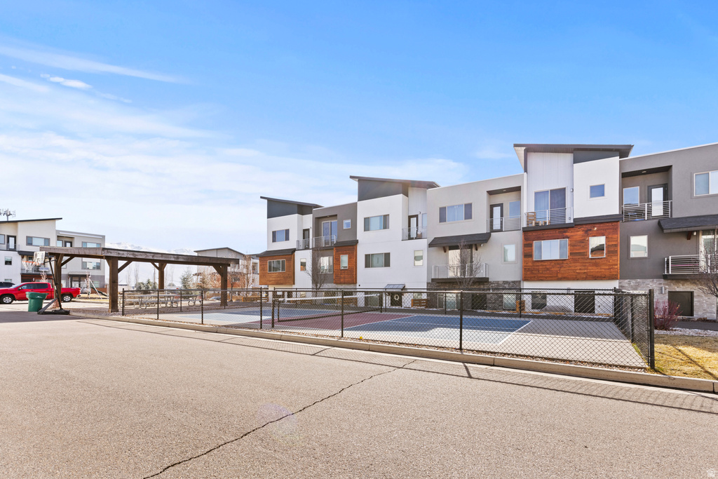 2236 N 525 W Layton, UT 84041