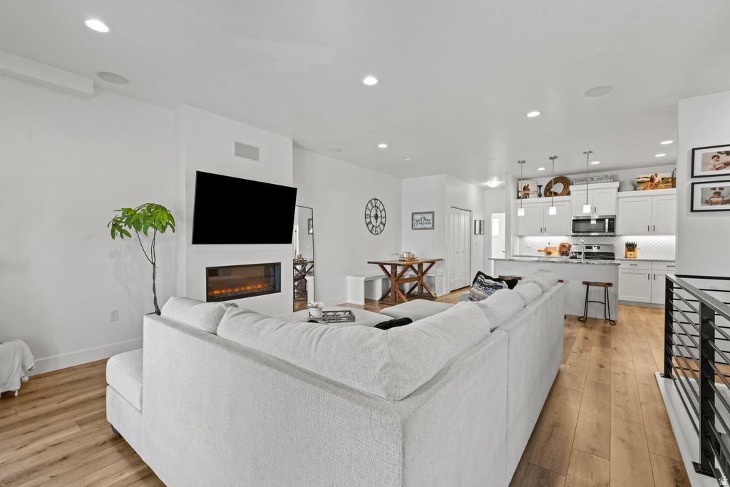 2236 N 525 W Layton, UT 84041