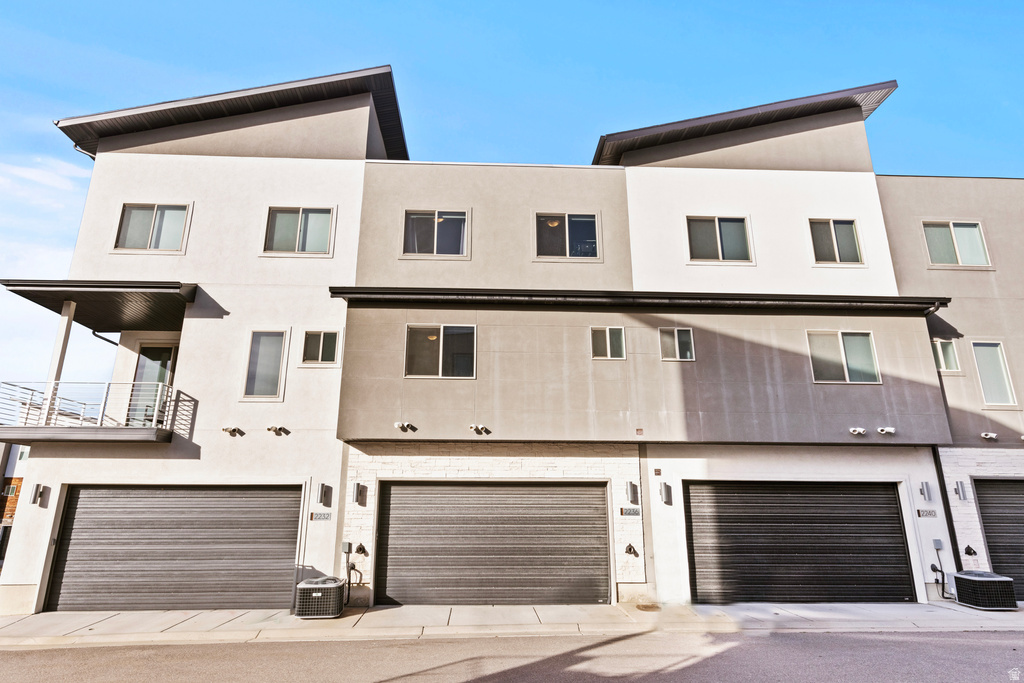 2236 N 525 W Layton, UT 84041