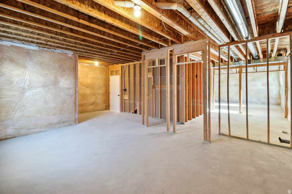 613 S 175 E Hyde Park, UT 84318