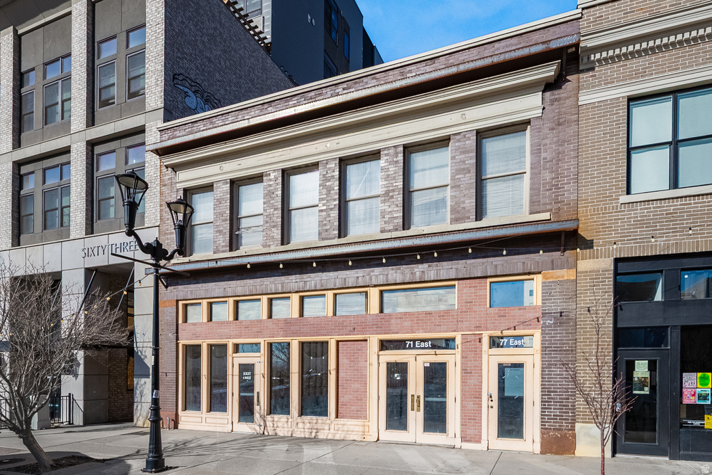 69 E CENTER ST Provo, UT 84606