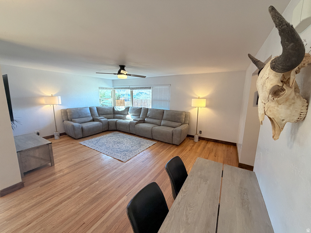 552 NICHOLS LN Moab, UT 84532