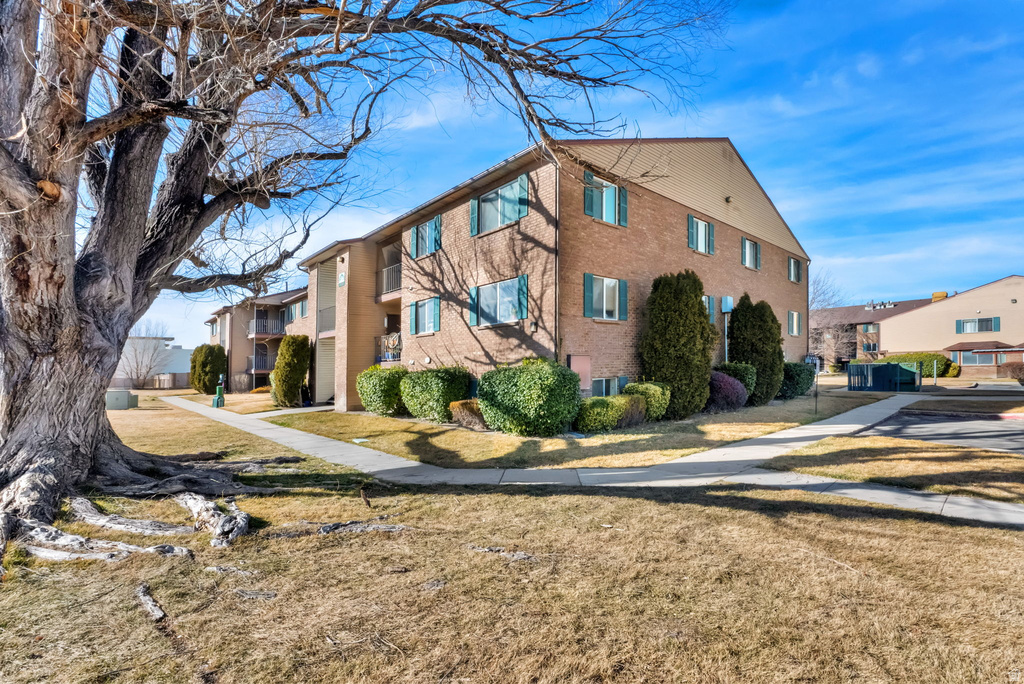 4194 S OAK MEADOWS DR #30 Taylorsville, UT 84123