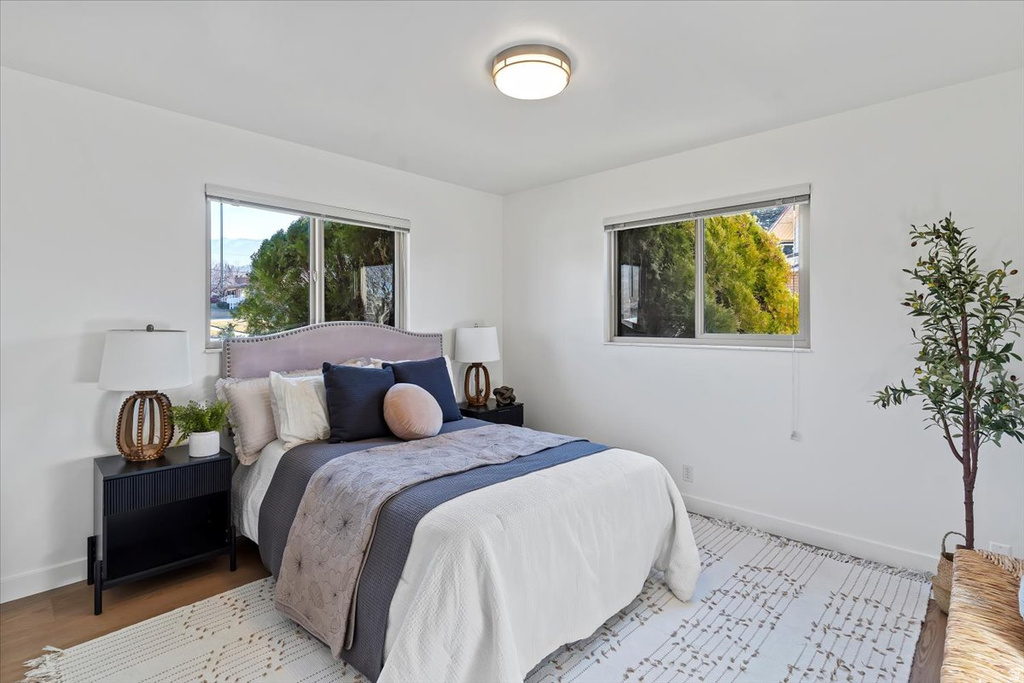 1654 S 100 E Bountiful, UT 84010