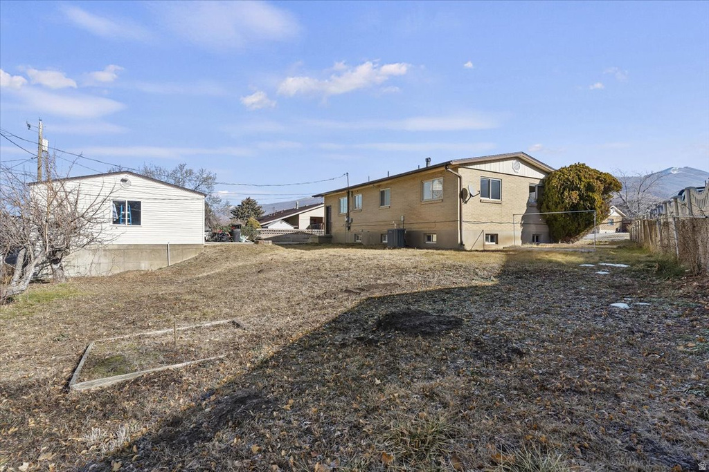 1654 S 100 E Bountiful, UT 84010