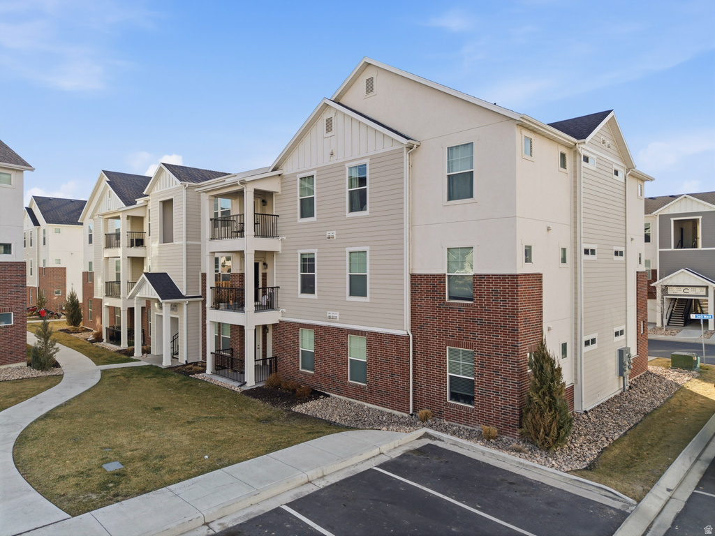 546 N 360 W Vineyard, UT 84059