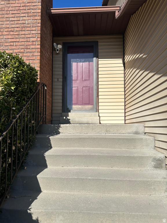 5438 S BRANDONWOOD DR Salt Lake City, UT 84123