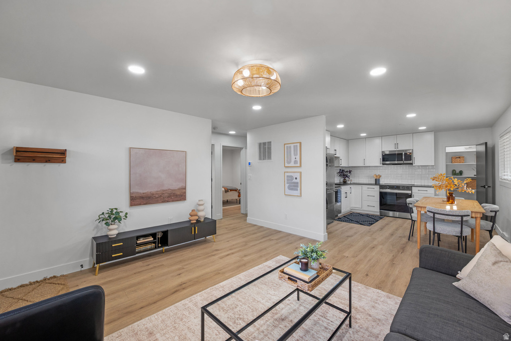 560 E 100 N Springville, UT 84663