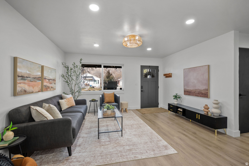 560 E 100 N Springville, UT 84663