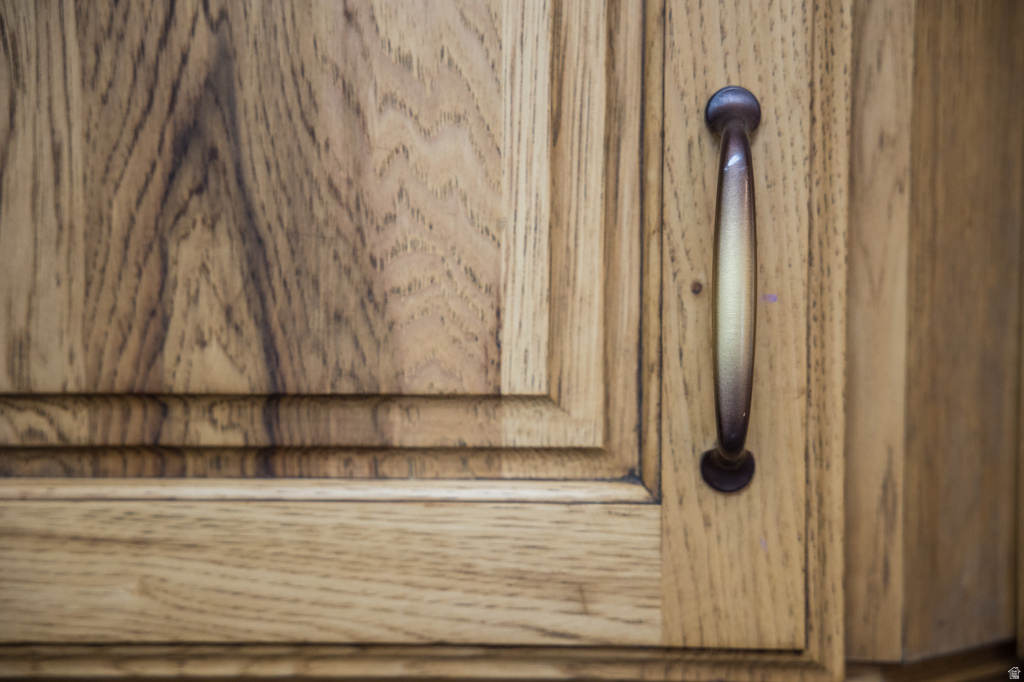 9274 N 8500 E Tridell, UT 84076