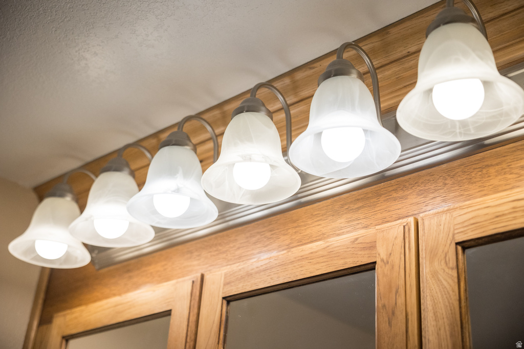 9274 N 8500 E Tridell, UT 84076