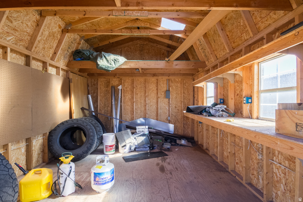 9274 N 8500 E Tridell, UT 84076