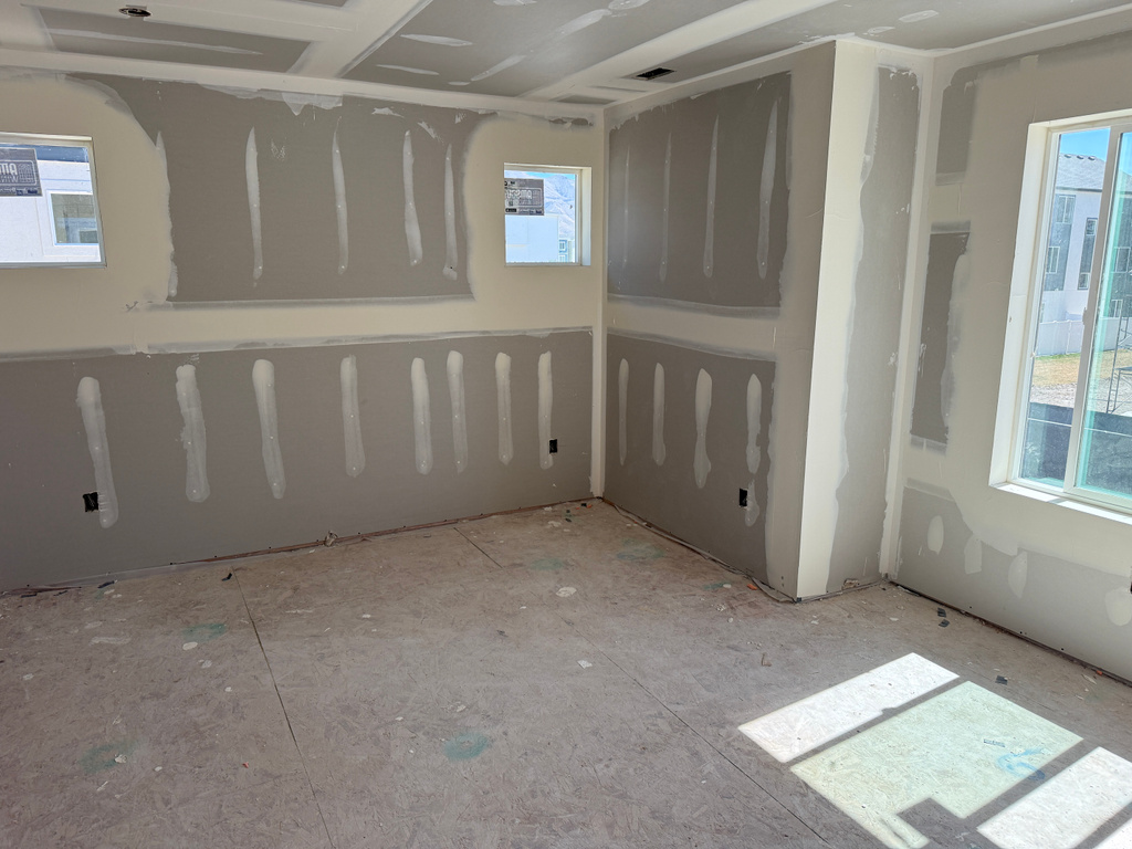 639 E RYEGRASS DR #307 Eagle Mountain, UT 84005