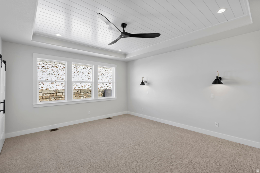 656 E MOUNTAIN RD North Ogden, UT 84414