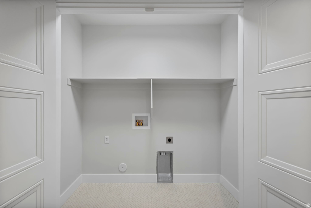 656 E MOUNTAIN RD North Ogden, UT 84414