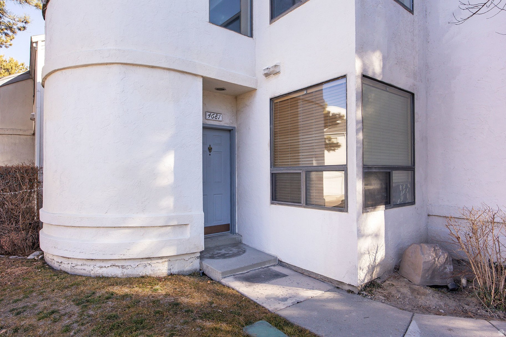 4681 S SAN LUCAS CT Millcreek, UT 84117