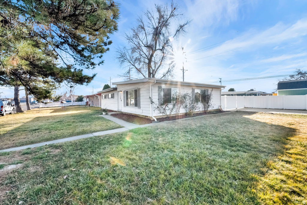 3410 S 1940 W West Valley City, UT 84119