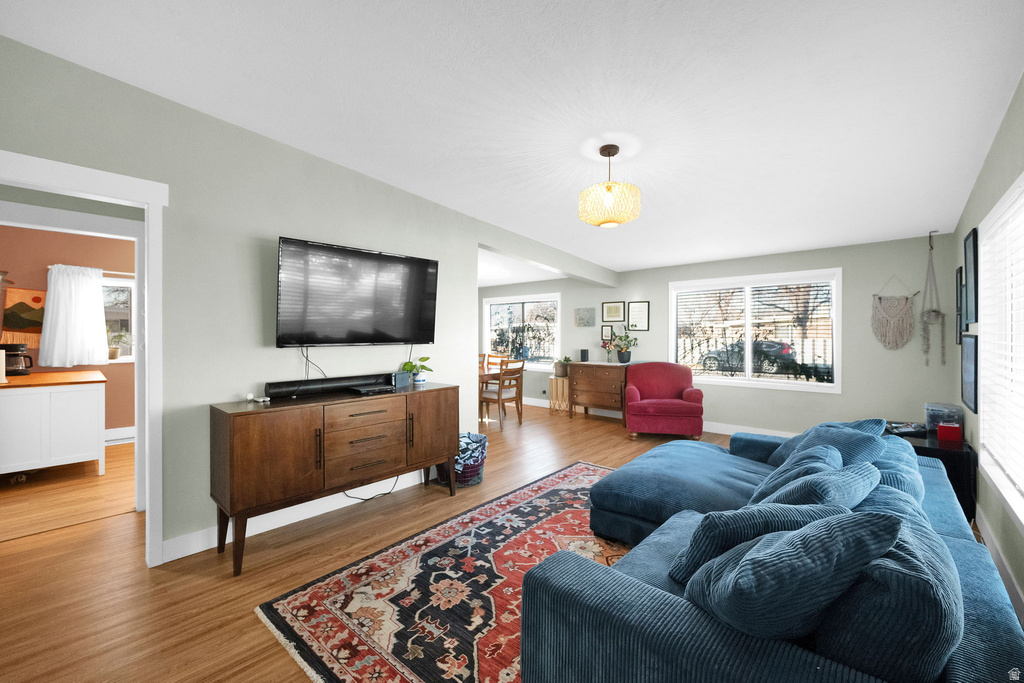 3410 S 1940 W West Valley City, UT 84119