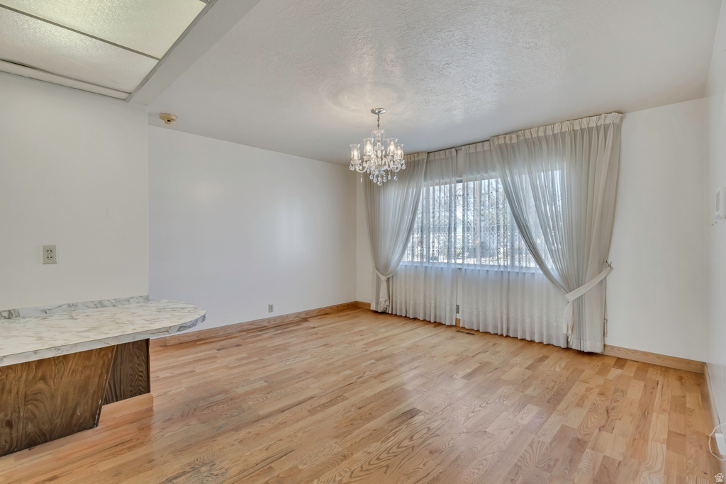 220 E PIONEER AVE Sandy, UT 84070