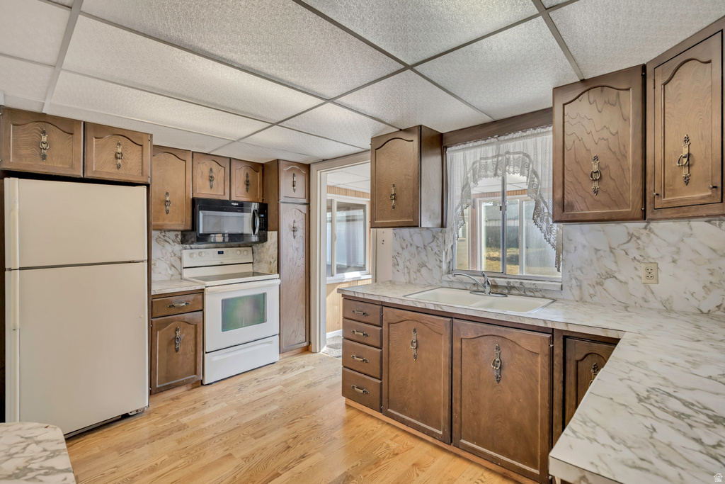 220 E PIONEER AVE Sandy, UT 84070