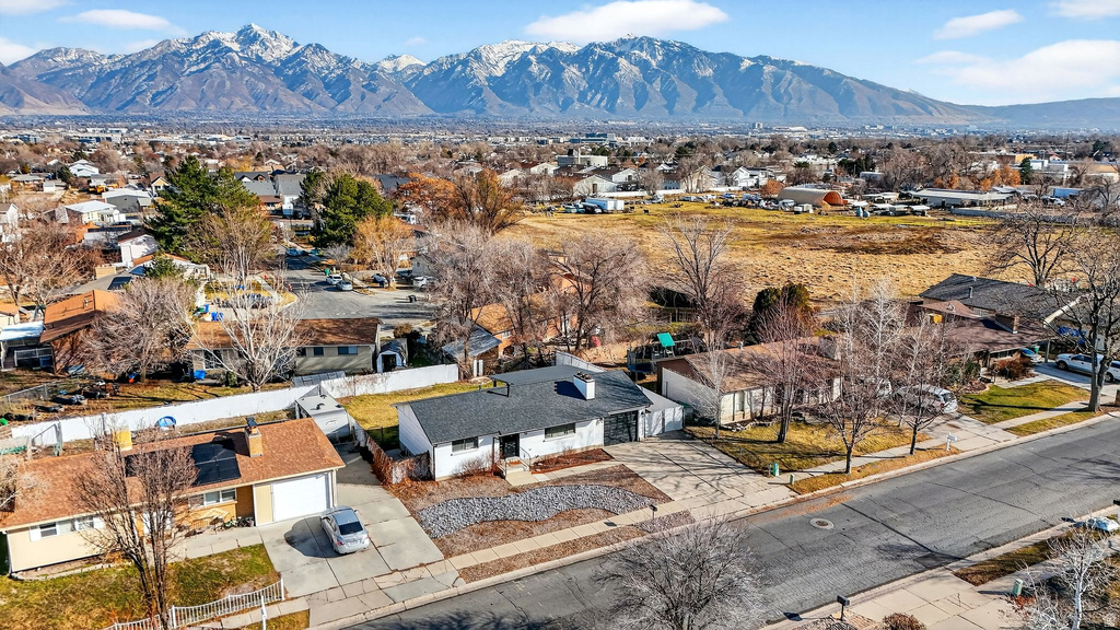 7265 S 1975 W West Jordan, UT 84084