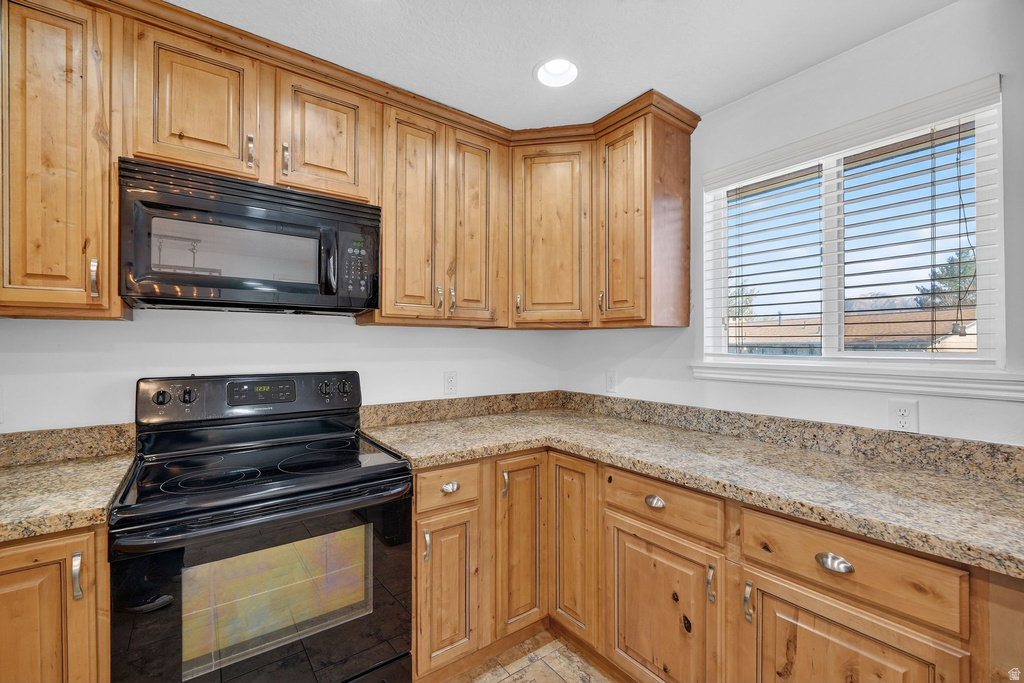 7265 S 1975 W West Jordan, UT 84084