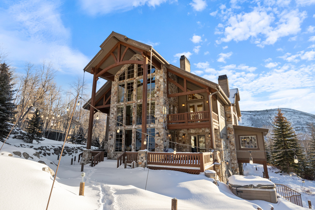 8807 N TIMPHAVEN RD Sundance, UT 84604