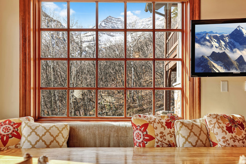 8807 N TIMPHAVEN RD Sundance, UT 84604