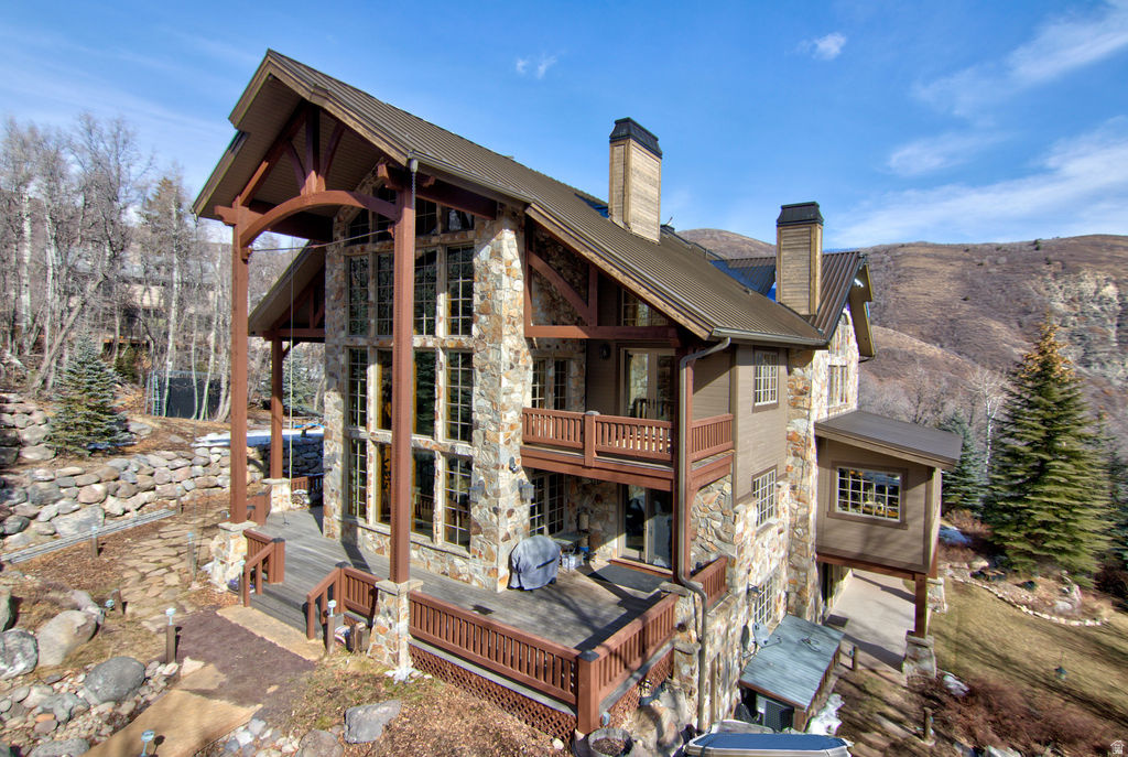 8807 N TIMPHAVEN RD Sundance, UT 84604