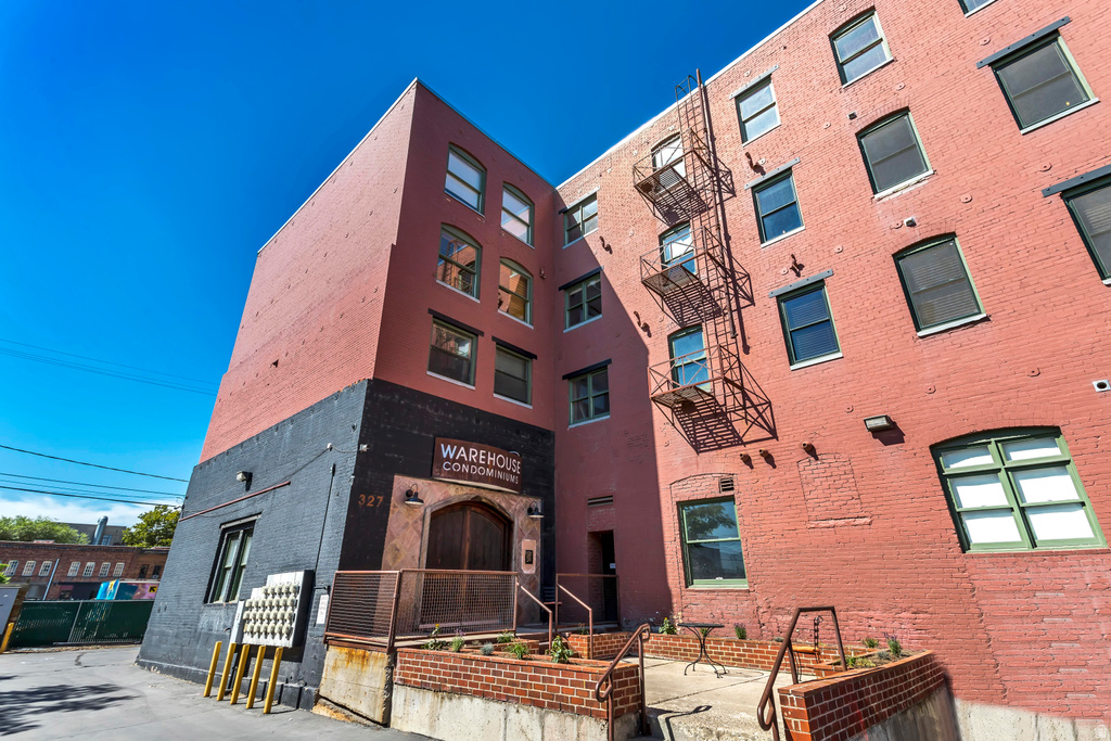 327 W 200 S #305 Salt Lake City, UT 84101