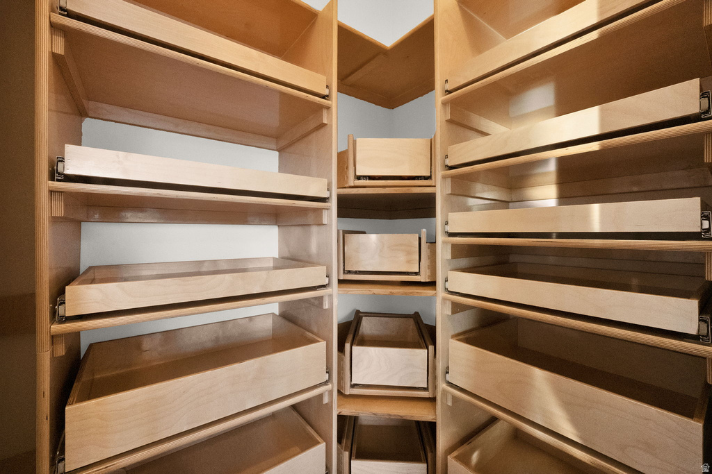 745 VAN DYKE WAY Tooele, UT 84074