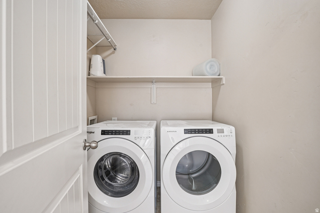 12406 S MAYAN ST Riverton, UT 84096