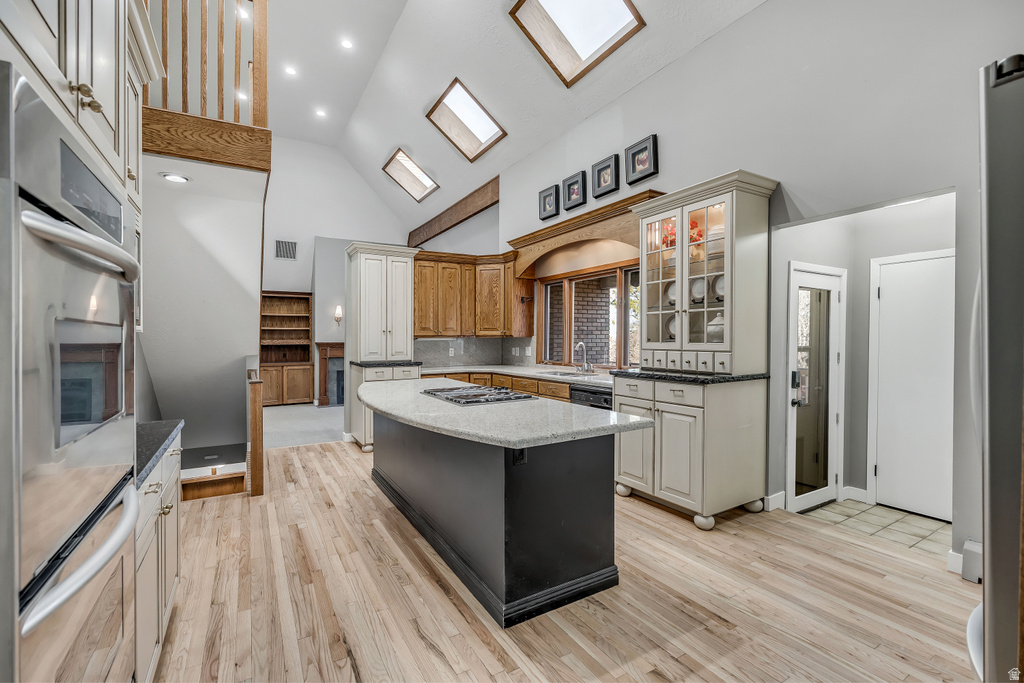 3071 E 7335 S Cottonwood Heights, UT 84121