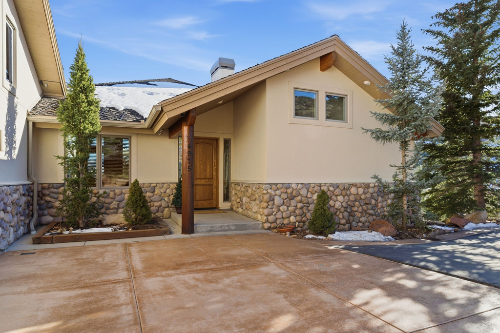 4975 HEUGA CT #65 Park City, UT 84098